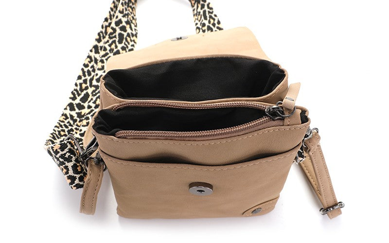 I'm Dutch telefoon/schoudertas new Metz panter camel