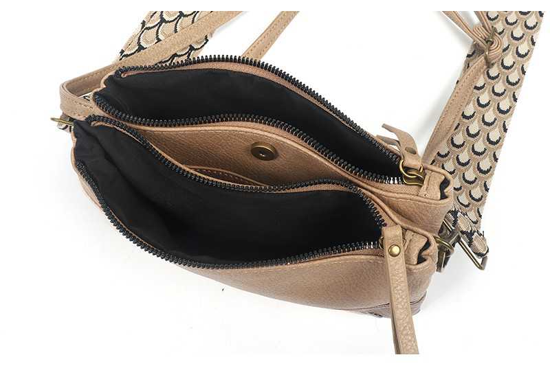 I'm Dutch schoudertasje Evian met brede schouderband naturel new PU materiaal